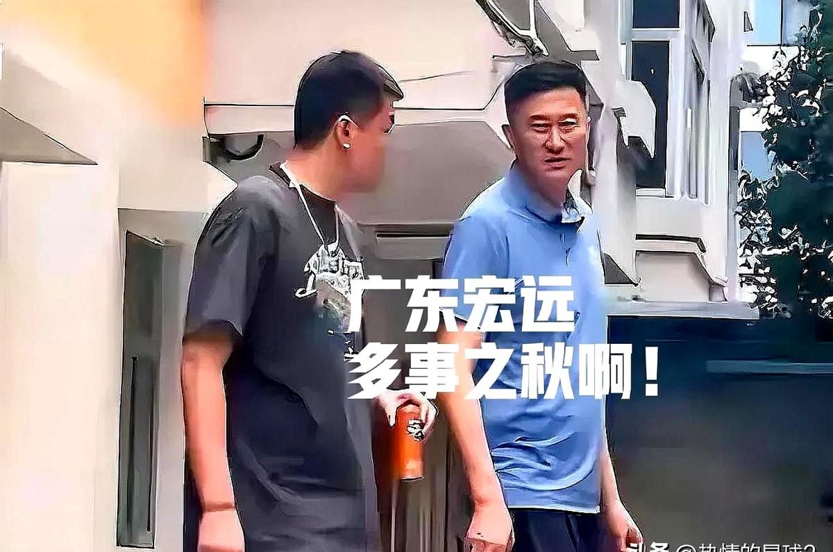 “宏远把黄荣奇都裁了，就为给新人腾地儿？”——昨晚这条留言刷屏。杜锋确实拍板