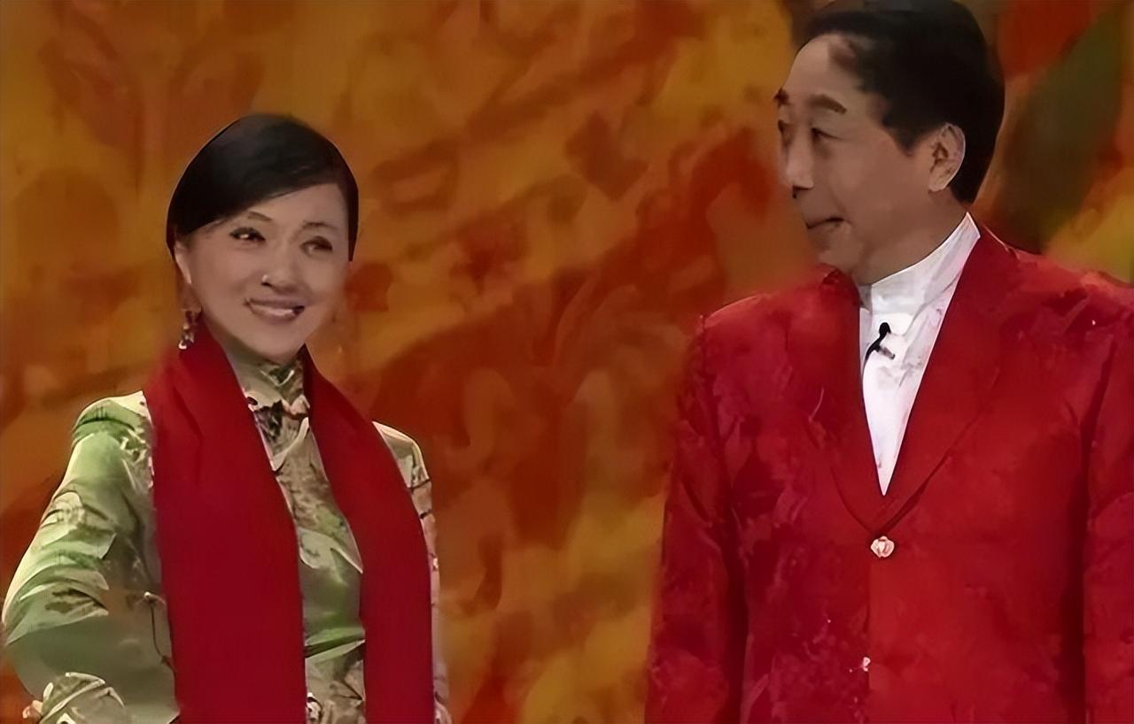 5登春晚火遍全国，却沦落至精神病院，谁害了“小品女王”金玉婷。 提到金玉婷，