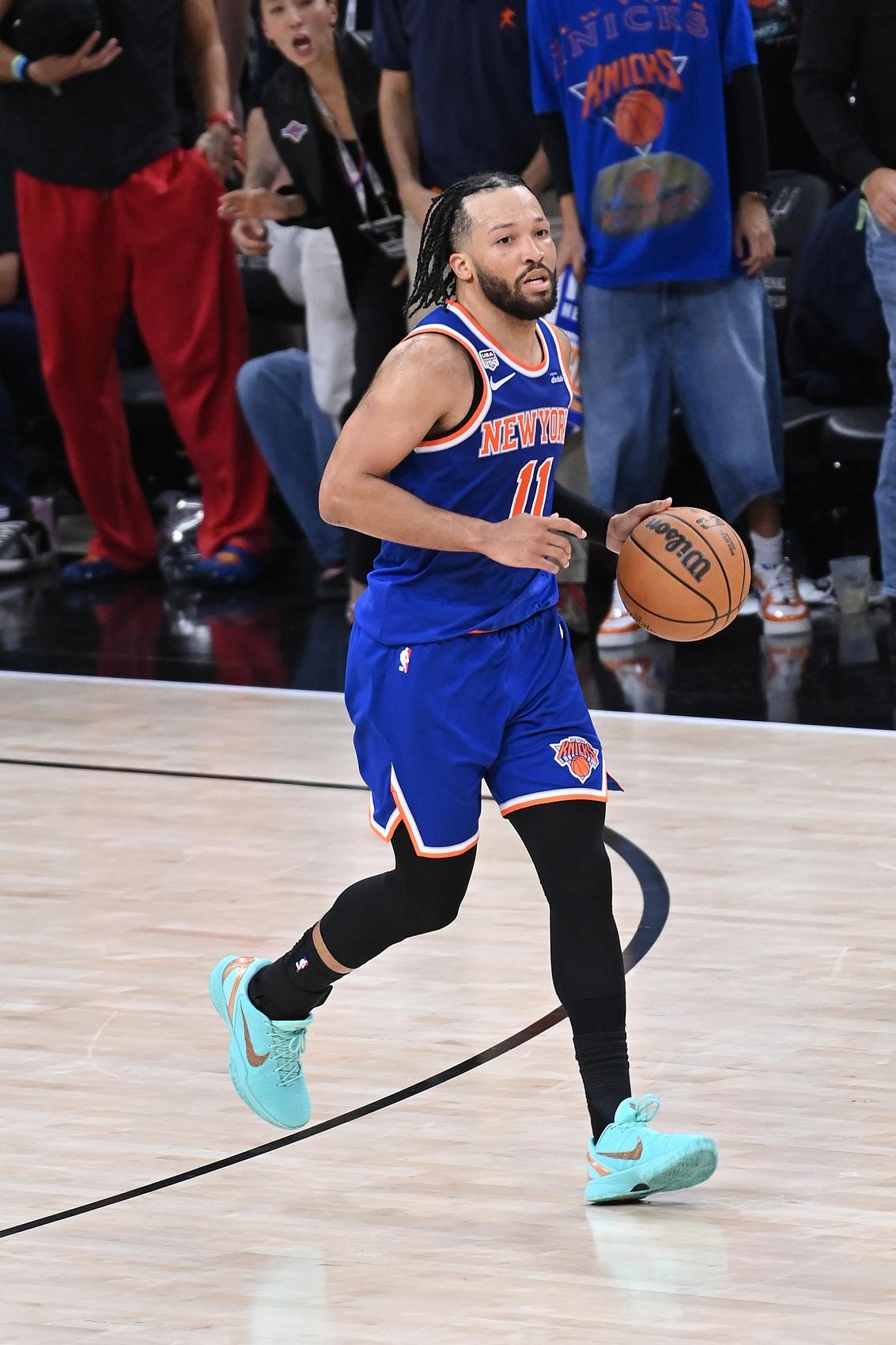 奥尼尔说现在NBA有一个人眼神很像科比，竟然是他奥尼尔和科比曾经是队友，两个人