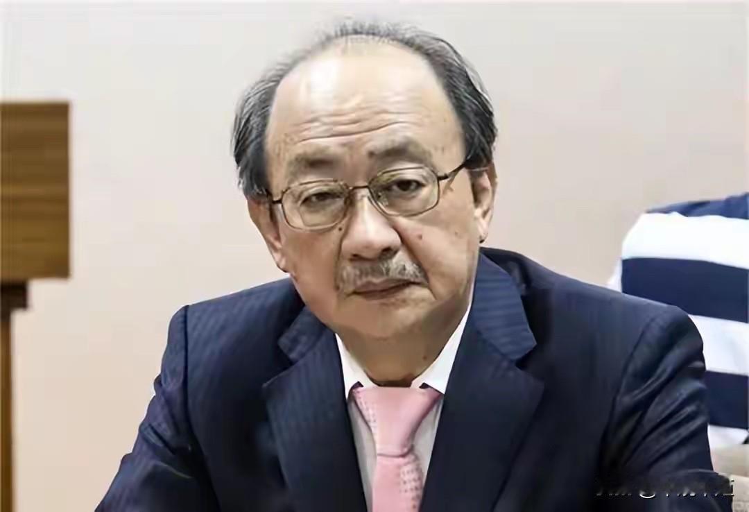 柯建铭涉嫌过失伤害徐巧芯上次险被拘今出庭1分钟回答法官两句话去年3月台立院