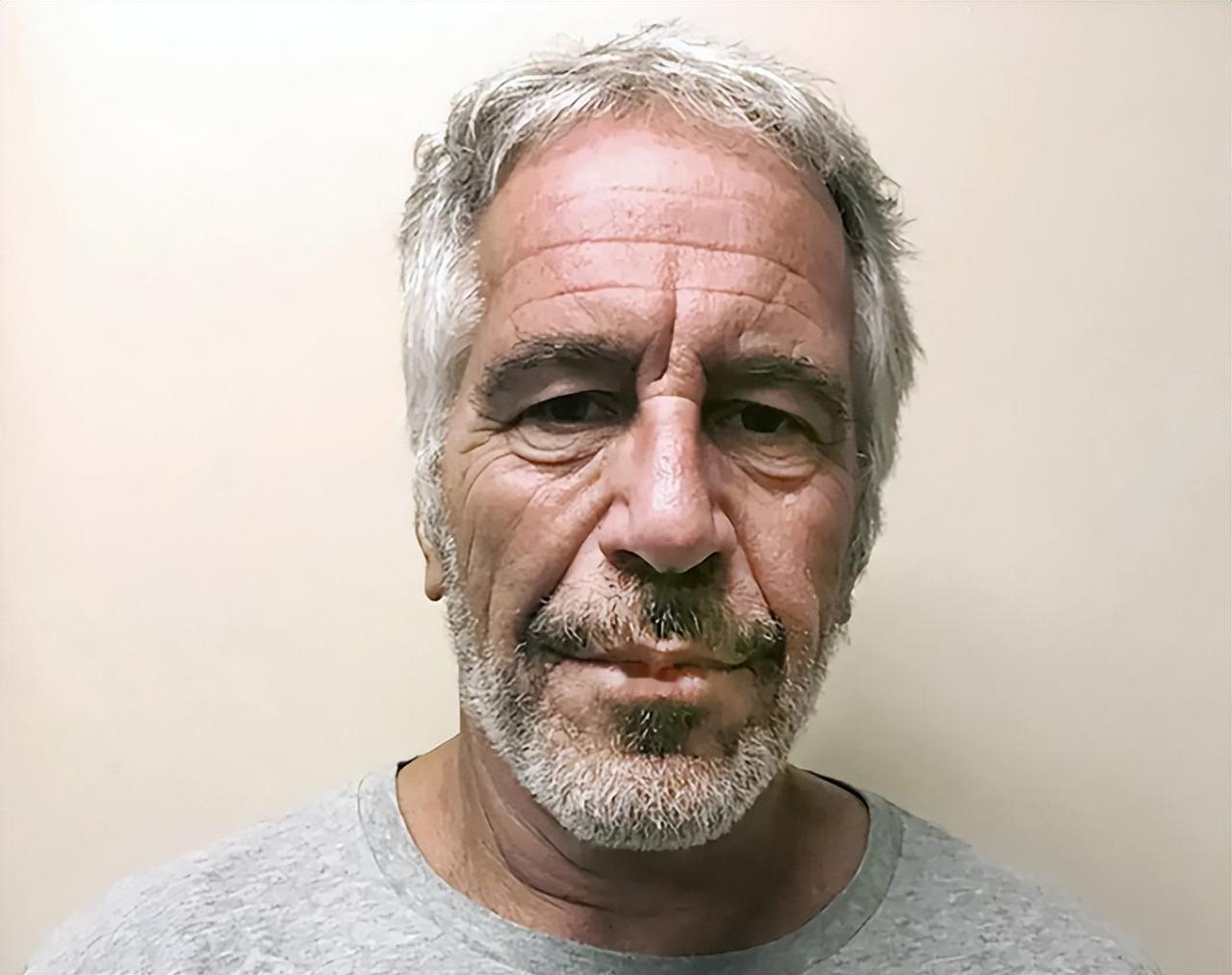 1月30日，美国爆出了一颗足够撼动总统宝座的“政治炸弹”：总共300万页的爱泼斯