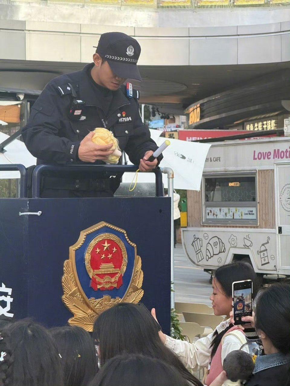 意外解锁专属摄影师，流程超顺超会拍，演唱会值爆了