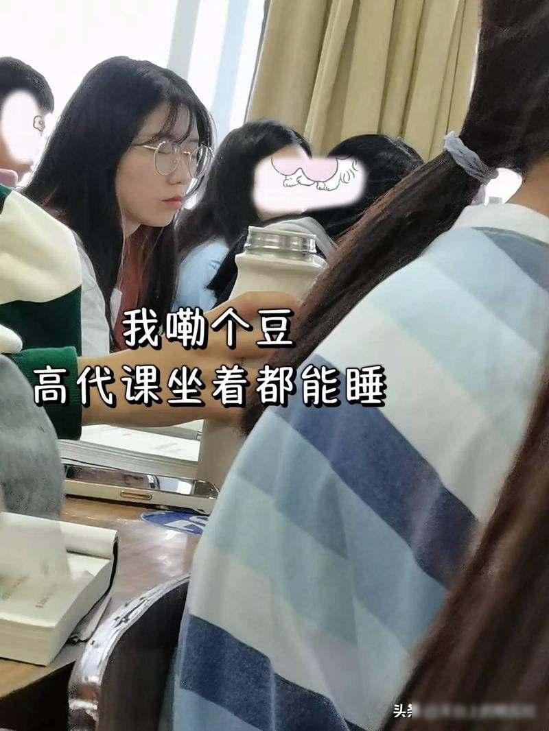 今年国庆期间跟曾经的几个博士同学在饭桌上聊了半天，他们大多在211或985高校任