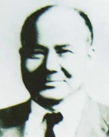 1949年，在澳门险些流落街头的中共一大代表包惠僧，得知新中国成立后百感交集。叛