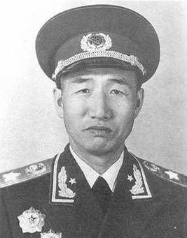 1983年，徐向前去成都军区视察，下属询问如何招待徐向前，司令员尤太忠说：“给徐