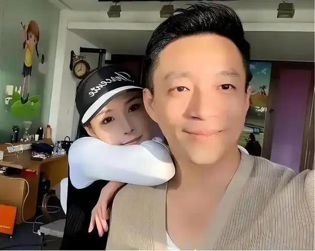 不仅婚内出轨，还敢撬房地产大佬的女朋友偷腥两年！张颖颖这波实锤，把汪小菲“霸总”