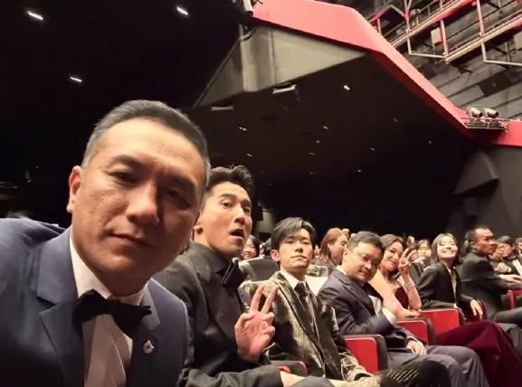 在电影《狂野时代》获奖之后，主演之一演员黄觉的一番话让人不禁感叹：他真的是认不清