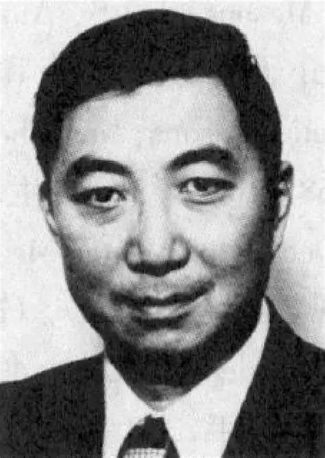 “你不能用中文演讲！”1970年，物理学家丁肇中在获诺贝尔奖后，想用中文演讲，美