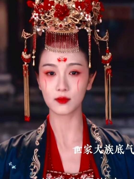 《唐朝诡事录之长安》这案子细节藏不住！某花店老板暴毙，镰刀当凶器，讨债人被抓却喊