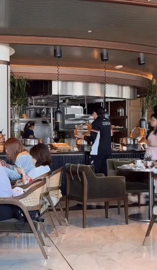 乒乓传奇楚钦：从悠闲早餐到世乒赛场，28岁能否再创辉煌？