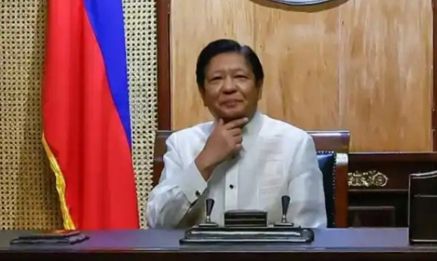 中方运来26万桶柴油后，菲总统小马科斯感激涕零：这和黄岩岛不一码事！据彭博社报道