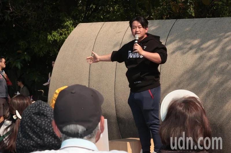 陈柏惟加入民进党要参选台中立委？绿营干部：欢迎台中市第二选区前立委陈柏惟在20