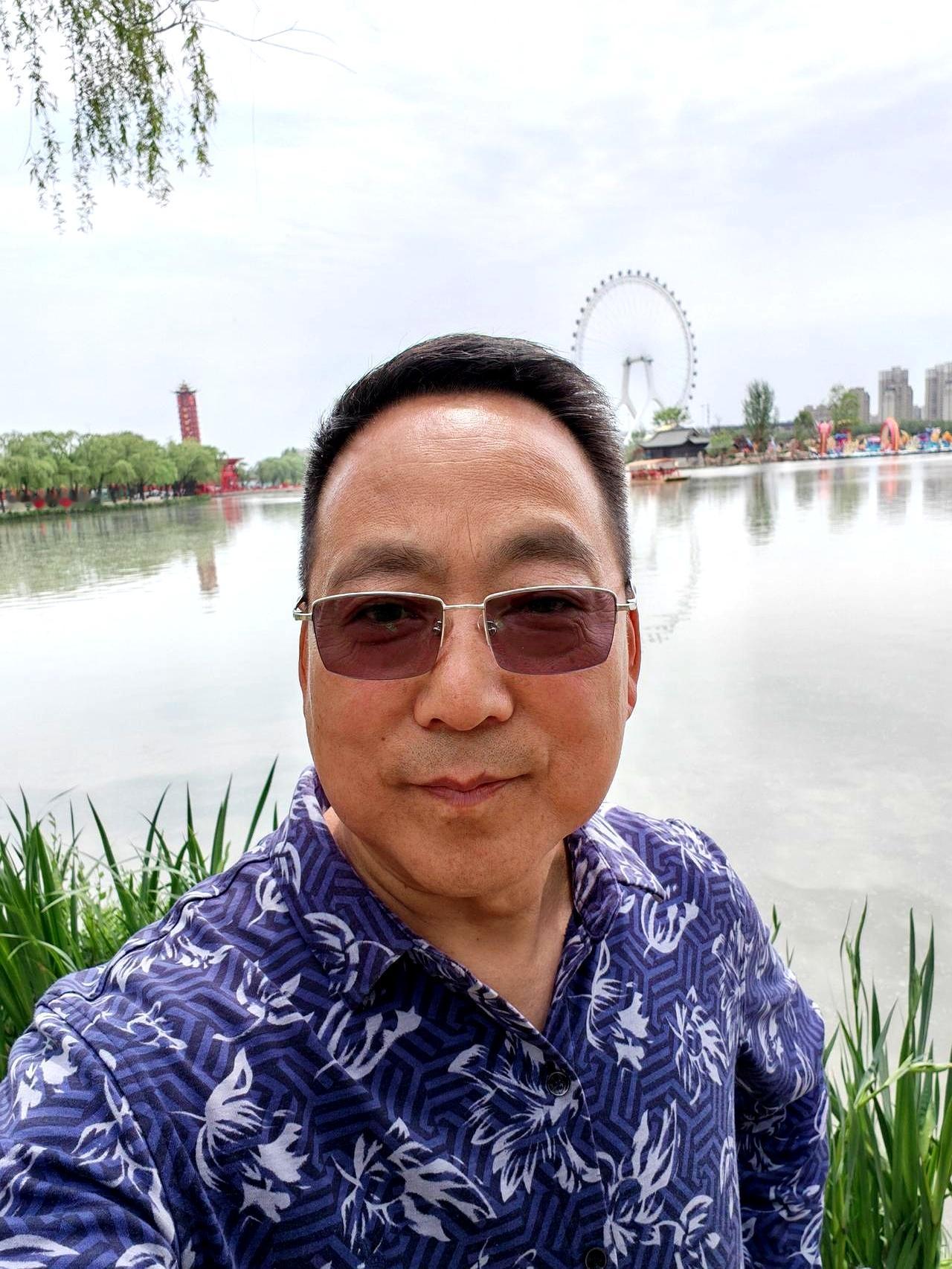 每月到手3600块，外加950的公积金和医保卡里的200，就靠这点钱苟着，再熬7