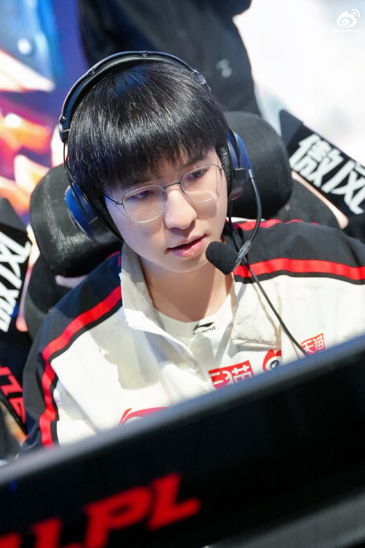 BLG算补强还是削弱? Viper状态堪忧数据倒数 反观Elk数据位列AD位上游