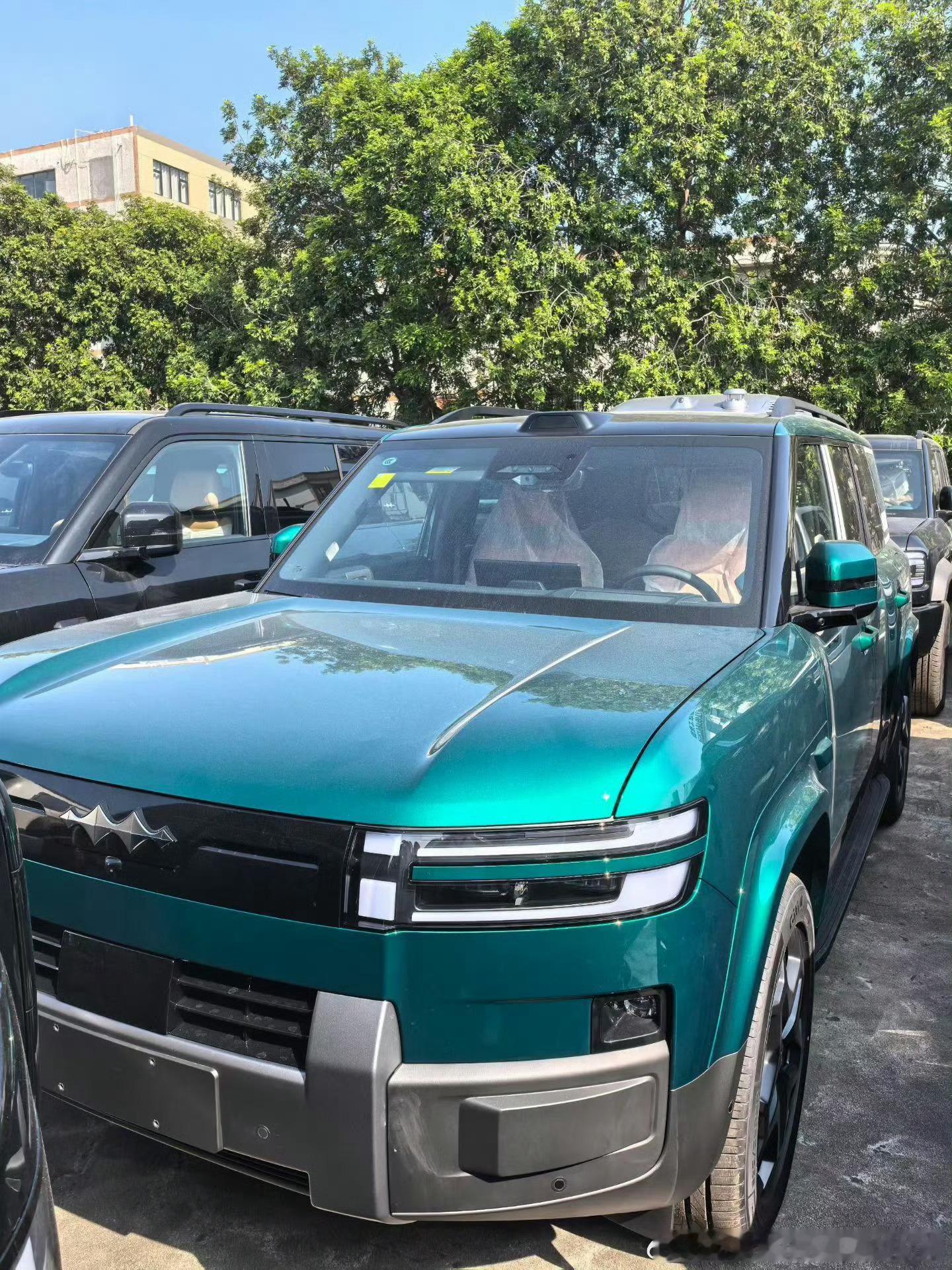 曾几何时，对颜色抠搜的比亚迪，现在突然变得这么色了比亚迪大v聊车新能源大牛说