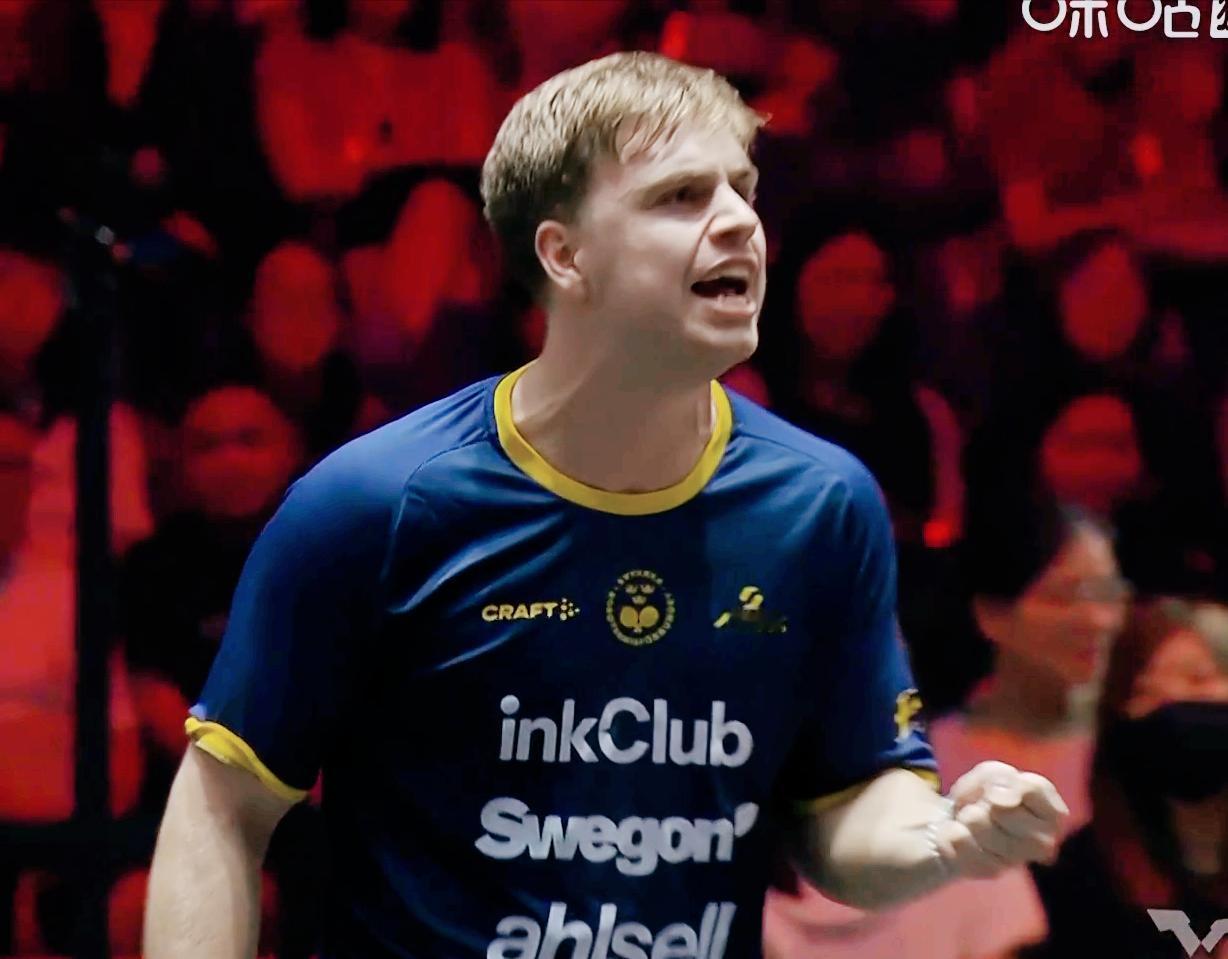 莫雷加德崩溃后，又被判为发球违规，还挑战失败了！侯英超说:这是雪上加霜呀