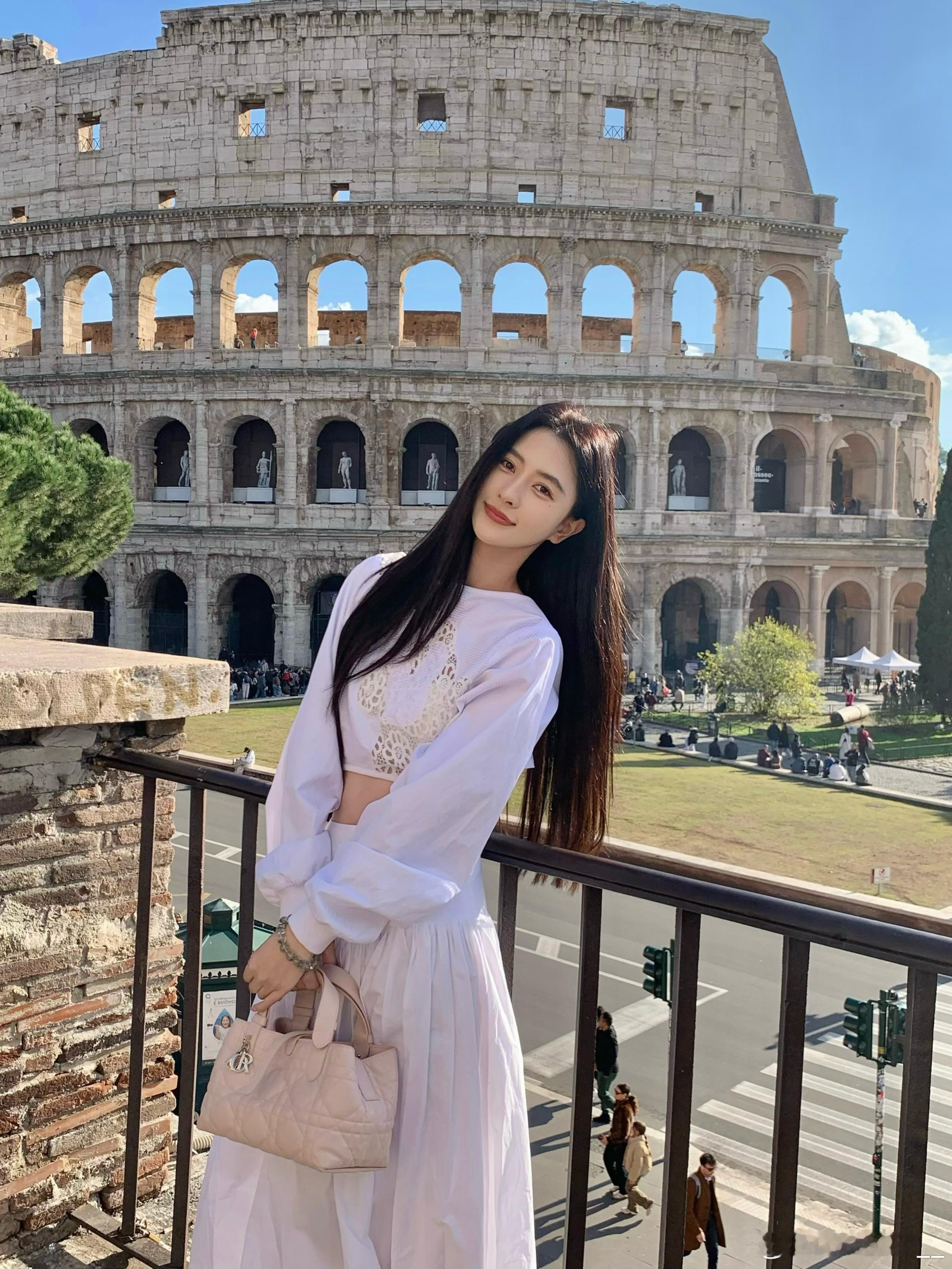 条条大路通罗马，我也是来咯旅行