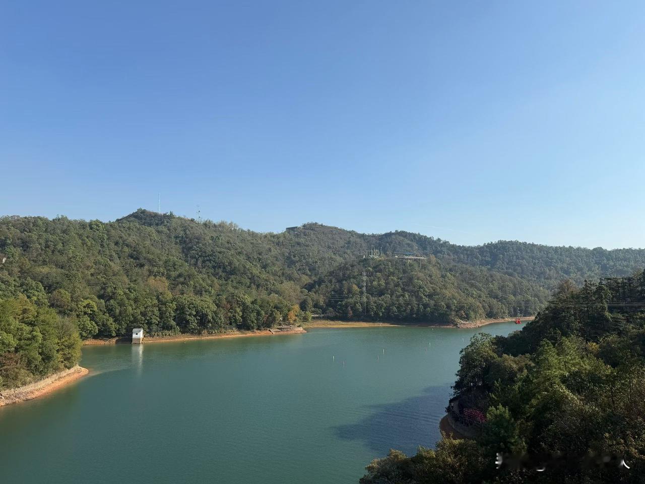 我活到65岁才发现，晚年的亲情远比想象的更无情，现实让人心凉父母在，亲情在，