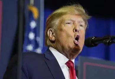 果然被我猜中了！美国总统特朗普亲口证实，“林肯”号航母即将迎来替换。表面上瞅