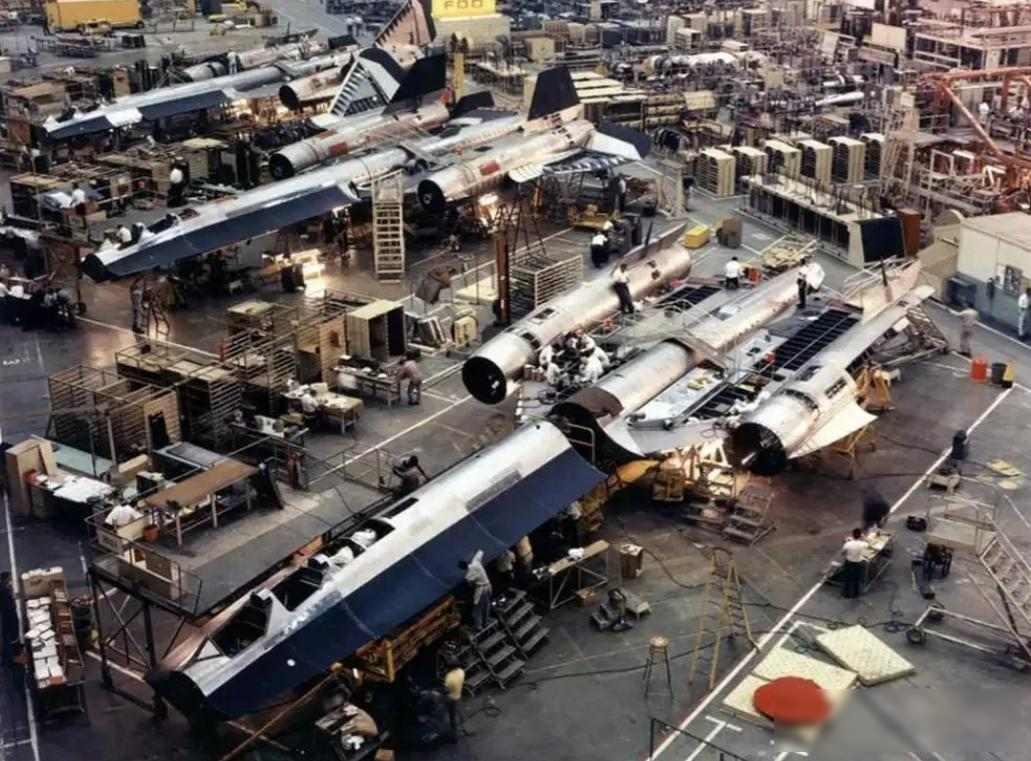 退休女工改数据三十二年，美军核潜艇用上“纸糊骨头”，真相浮出水面才知多荒唐2