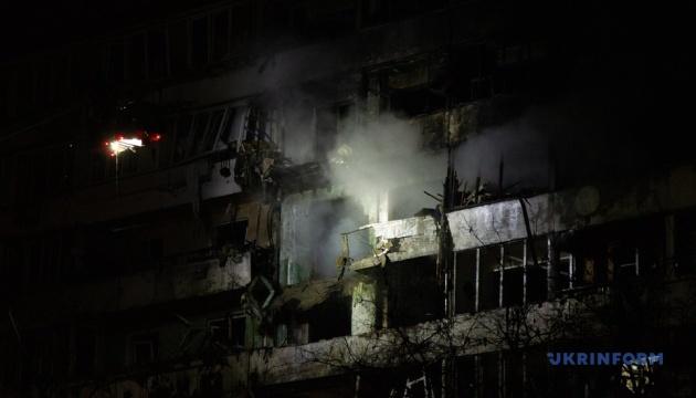 11月25日凌晨，俄军空袭乌克兰。基辅市长克里琴科在电报频道说，袭击导致的死