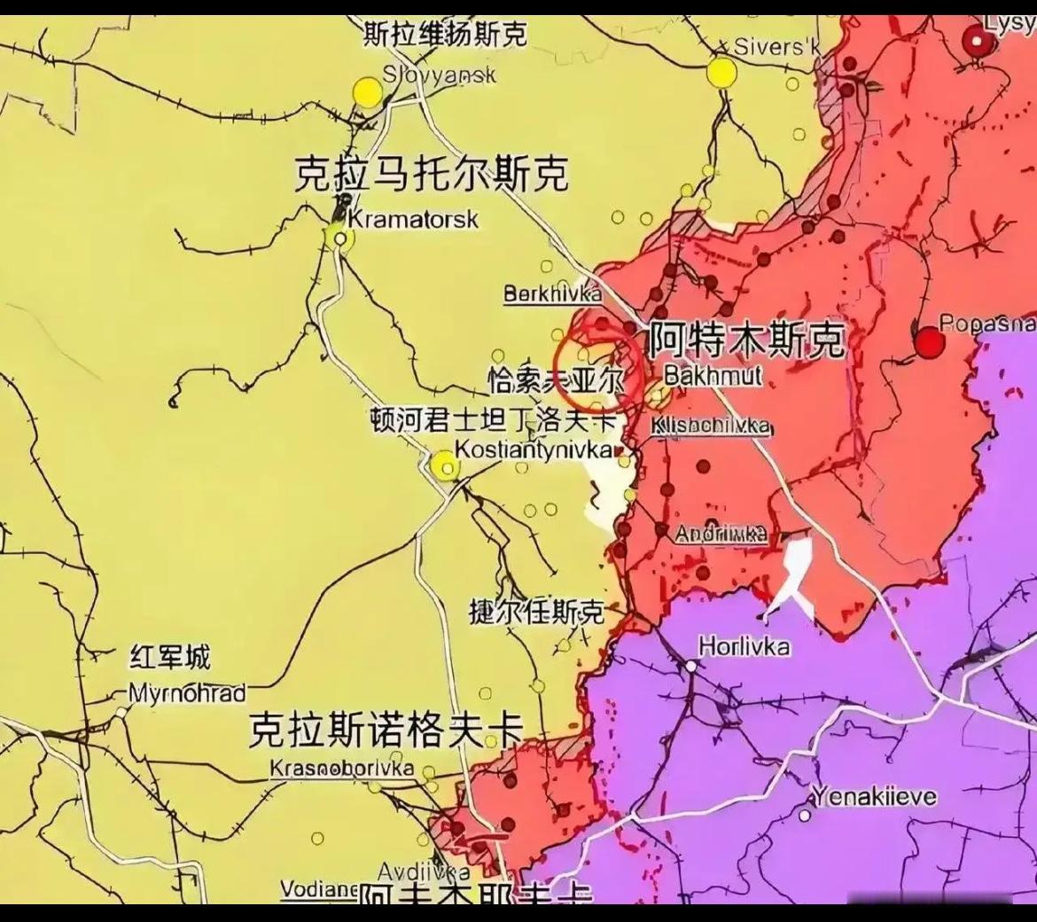 红军村是乌东的交通枢纽，战略要地。俄罗斯领导层说的很明白：乌克兰在历史上从来不