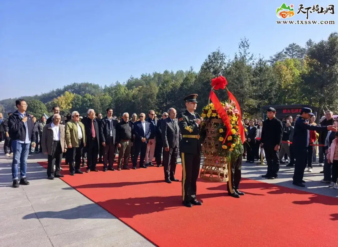 刚刚传来！这个国家已将毛主席文章列入初高中教材！太聪明！近些年来，毛主席的故乡