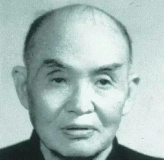 1958年2月，时任甘肃省委第一书记张仲良确定了引洮河水上董志塬的计划，这就是“