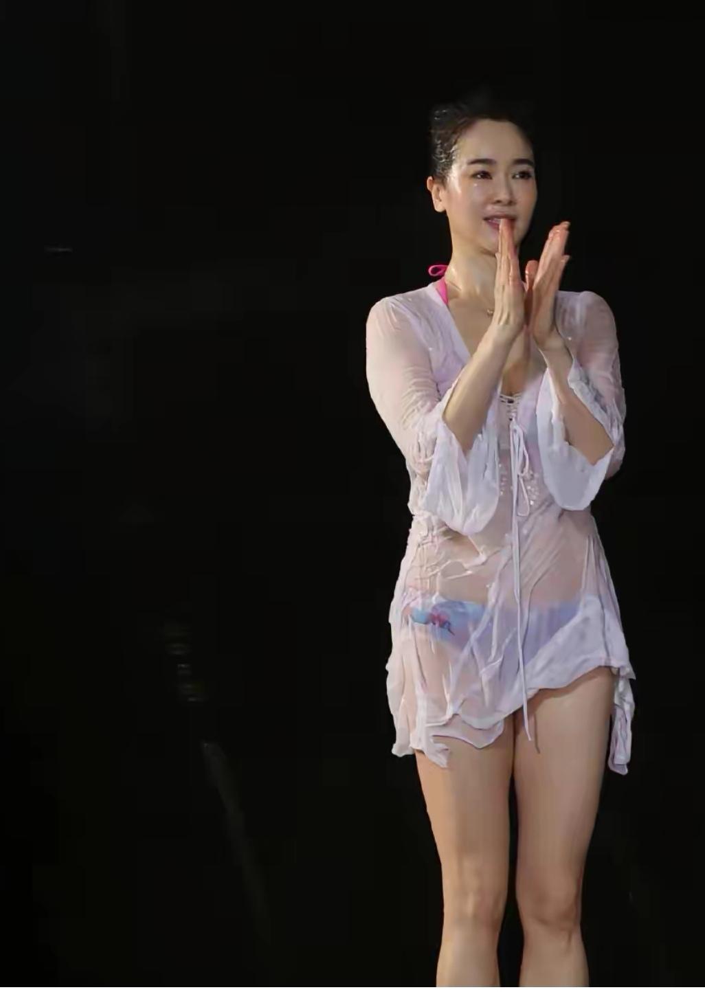这位女演员的演技和颜值都是非常高的，演出过很多电视剧。突然想不起来叫什么名字了