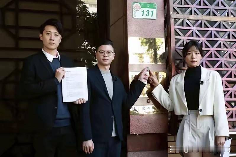 朱立伦的子弟兵凌涛，这次真让我刮目相看！以前我总觉得，他就是个跟着朱立伦走