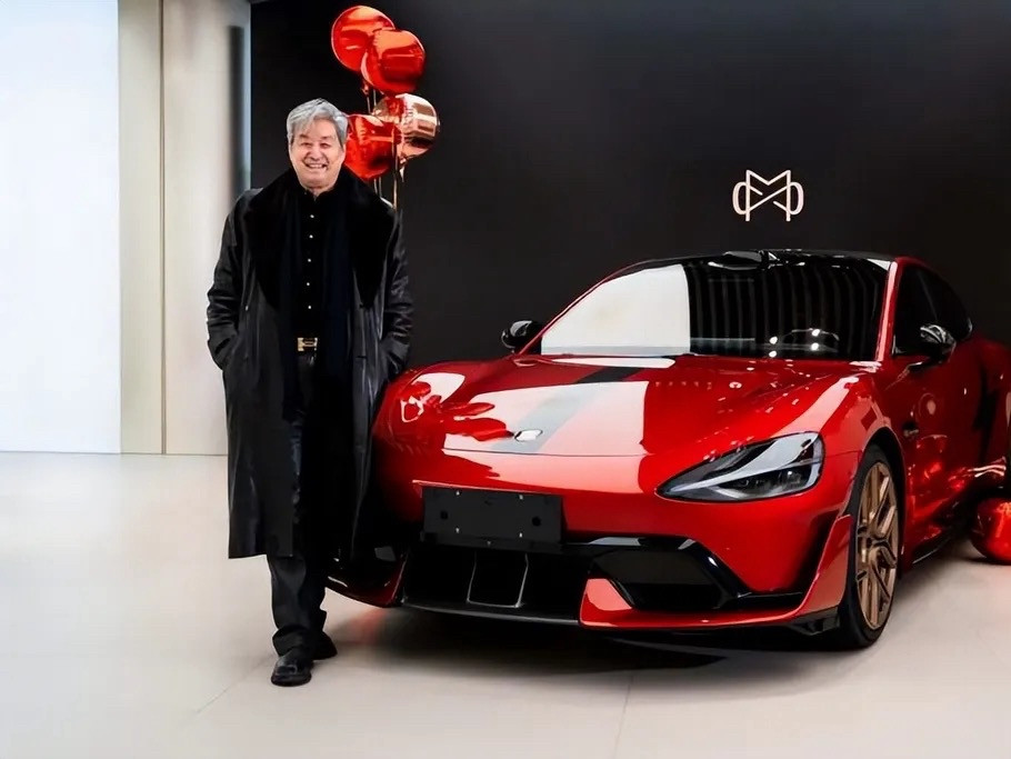 近日，小米创始人雷军动作频频。1月9日，雷军发文感谢全国首台小米定制S...