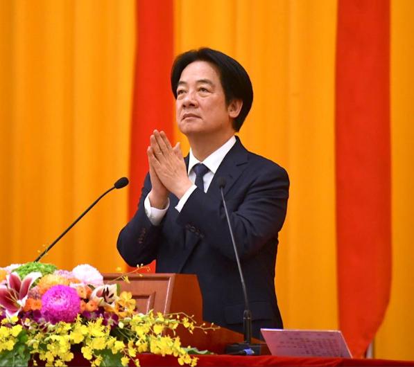 赖清德再次叫嚣，企图分裂。2026年6月30日上午，赖清德以“三军统帅”身份出席