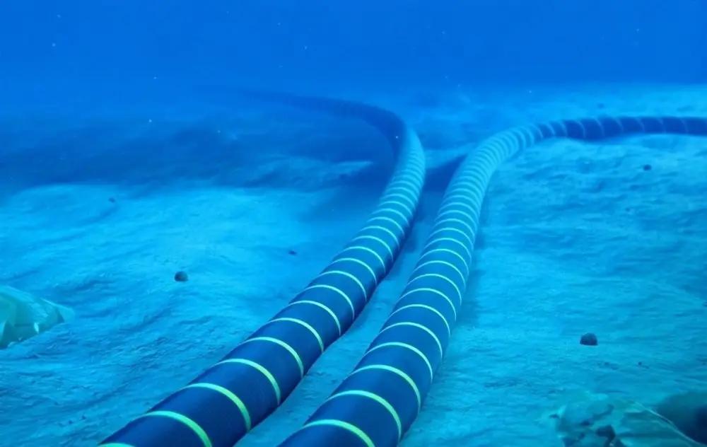伊朗曝光7根海底光缆，一旦切断，华尔街数万亿流水或成死代码！原来伊朗真正的大杀招