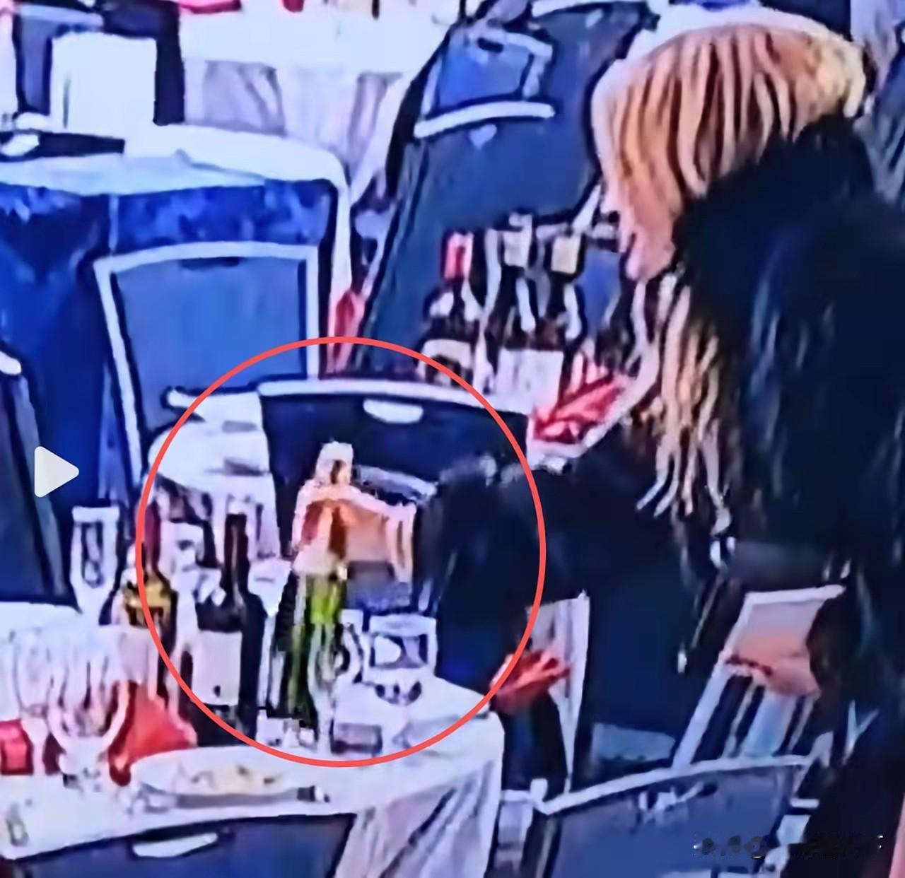 美国这次白宫记者会我给总结一下：堪称群“魔”乱舞！我真的是一点不夸张！一次刺