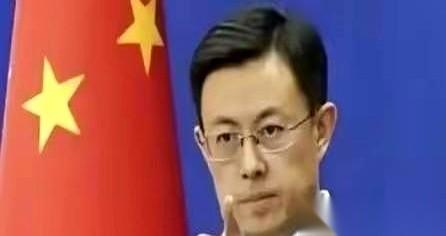 大半夜刷手机，真真被一条帖子笑得清醒了。有个蒙古国网友居然放出旷世狠话：“中国