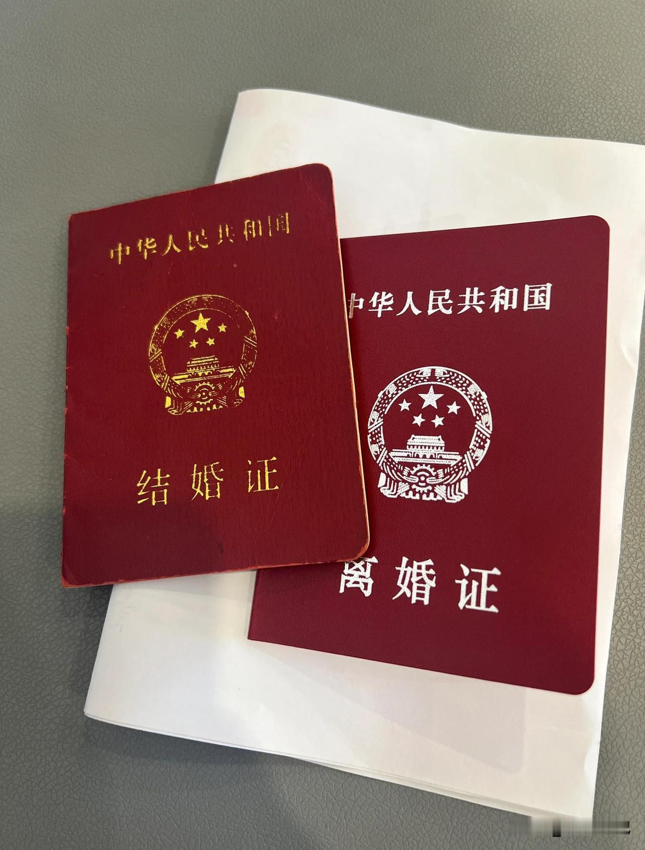 00后已经扎堆离婚了！别扯性格不合了，真相比这扎心一万倍第一批00后离婚率已经