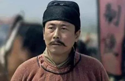 公元前116年，朱买臣陷害张汤，汉武帝大怒道:“长史朱买臣陷害御史大夫张汤自尽，