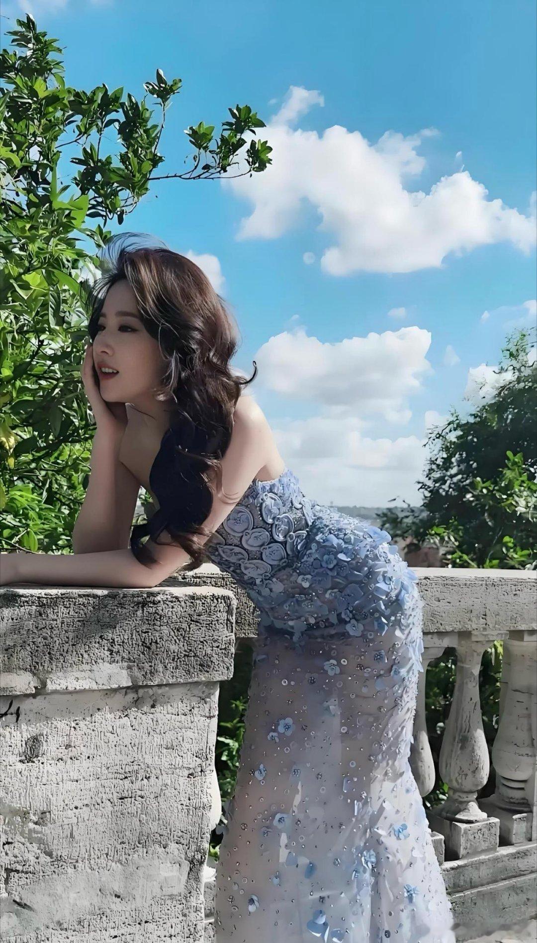 刘亦菲的翘臀，太美了