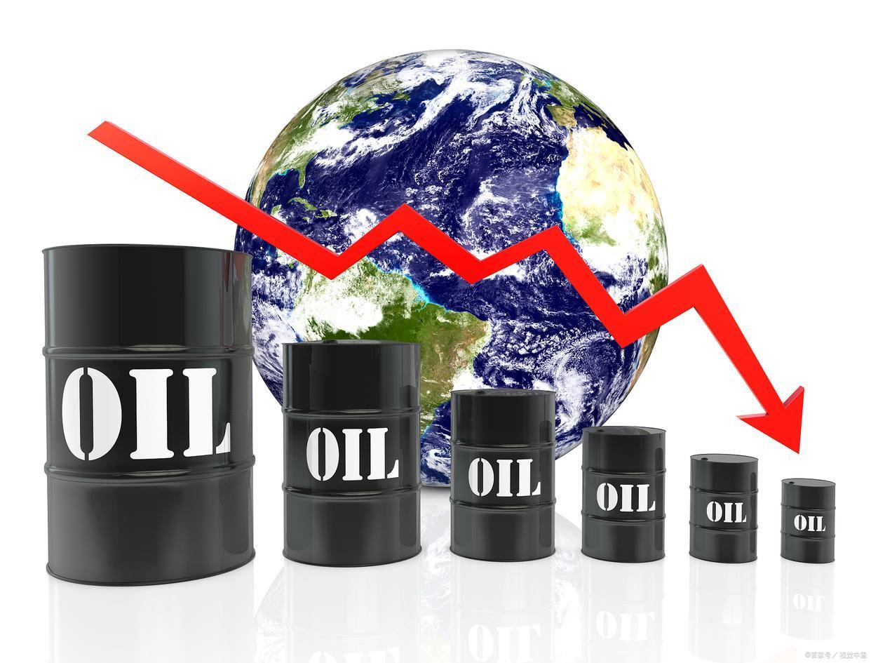 石油美元要是出问题，那美国可就完蛋了。阿拉伯石油出口国是石油美元的根基，他们的石