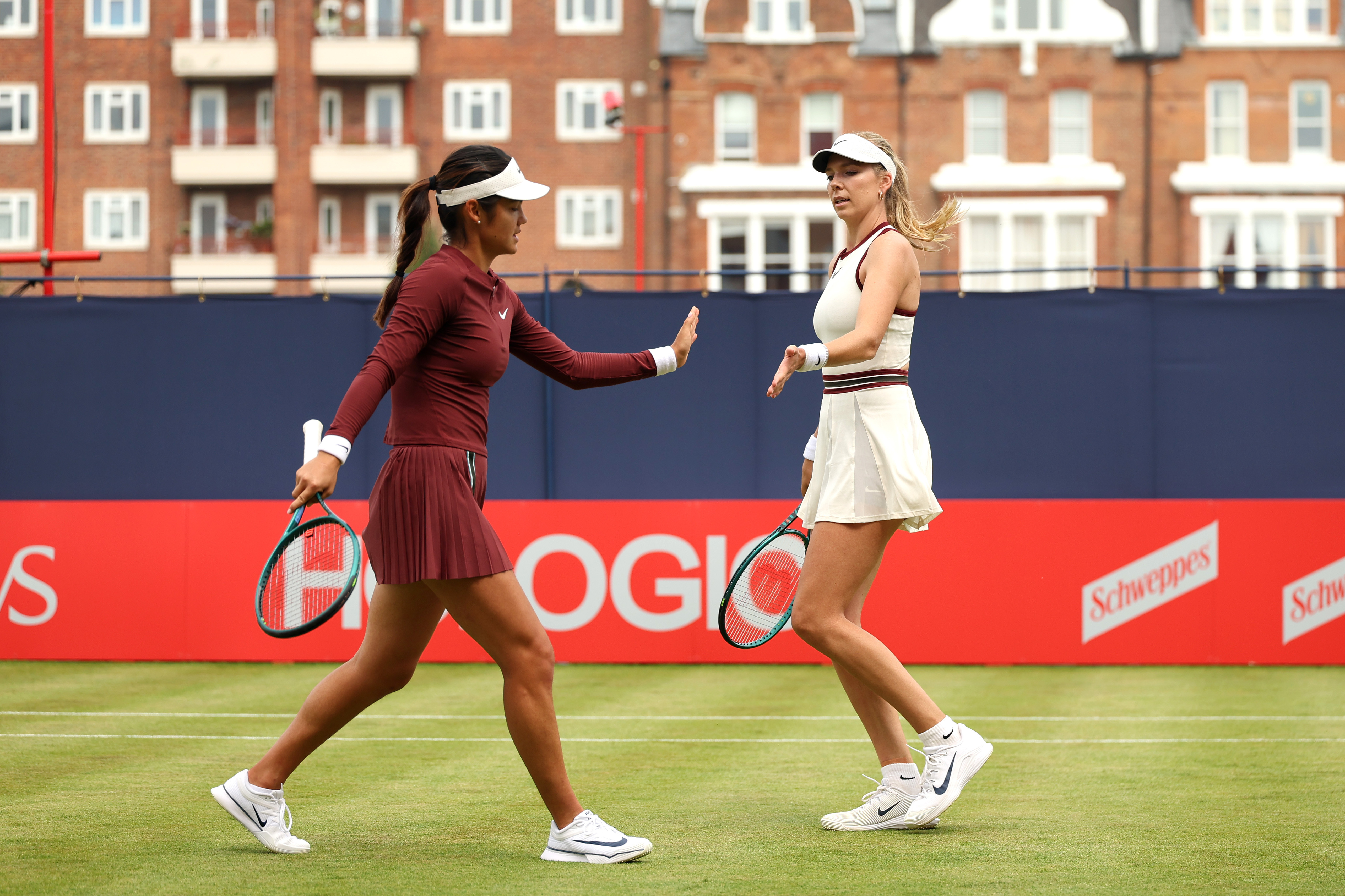 WTA500伦敦站双打首轮，蒋欣玗/吴芳娴4-62-6不敌博尔特/拉杜卡努，徐
