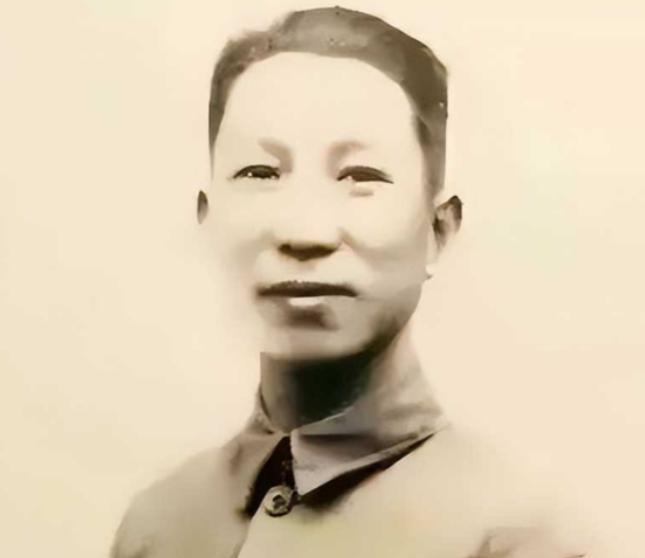 “我杀了十万日本人”，1993年，97岁的薛岳被告上法庭，面对法官的询问他沉默了