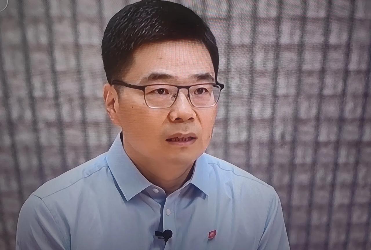 9月4日，在CCTV-5体育频道，郭振明主席接受记者采访时说：这次亚洲杯之旅令人