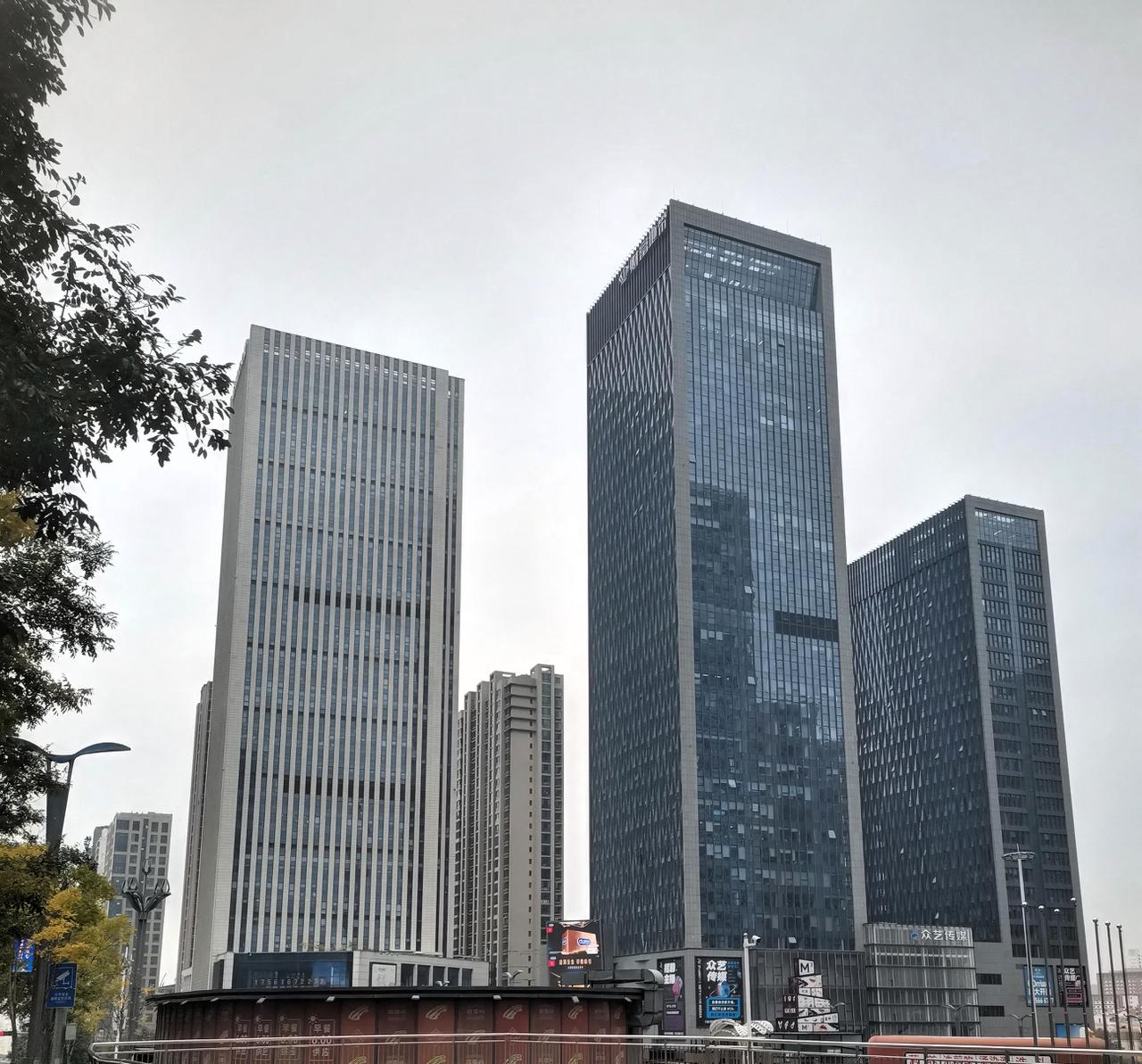 我的炒股记录：今天4.8卖出实达集团2000，卖早了，少亏200元。结果还没