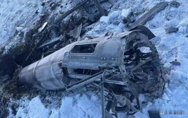 乌克兰国防部总情报局公布了新型俄罗斯无人机——搭载喷气发动机的格兰-5打击无人机