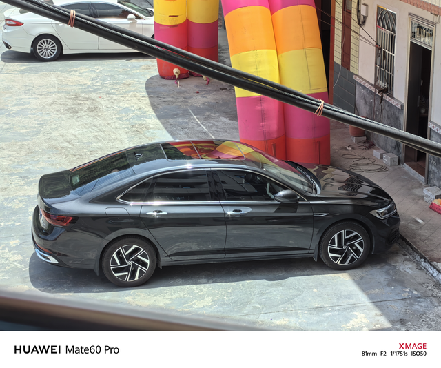 速腾车主使用一年感受优点:高速或者户外真是省油，最低4.5。正常5个油多点，高