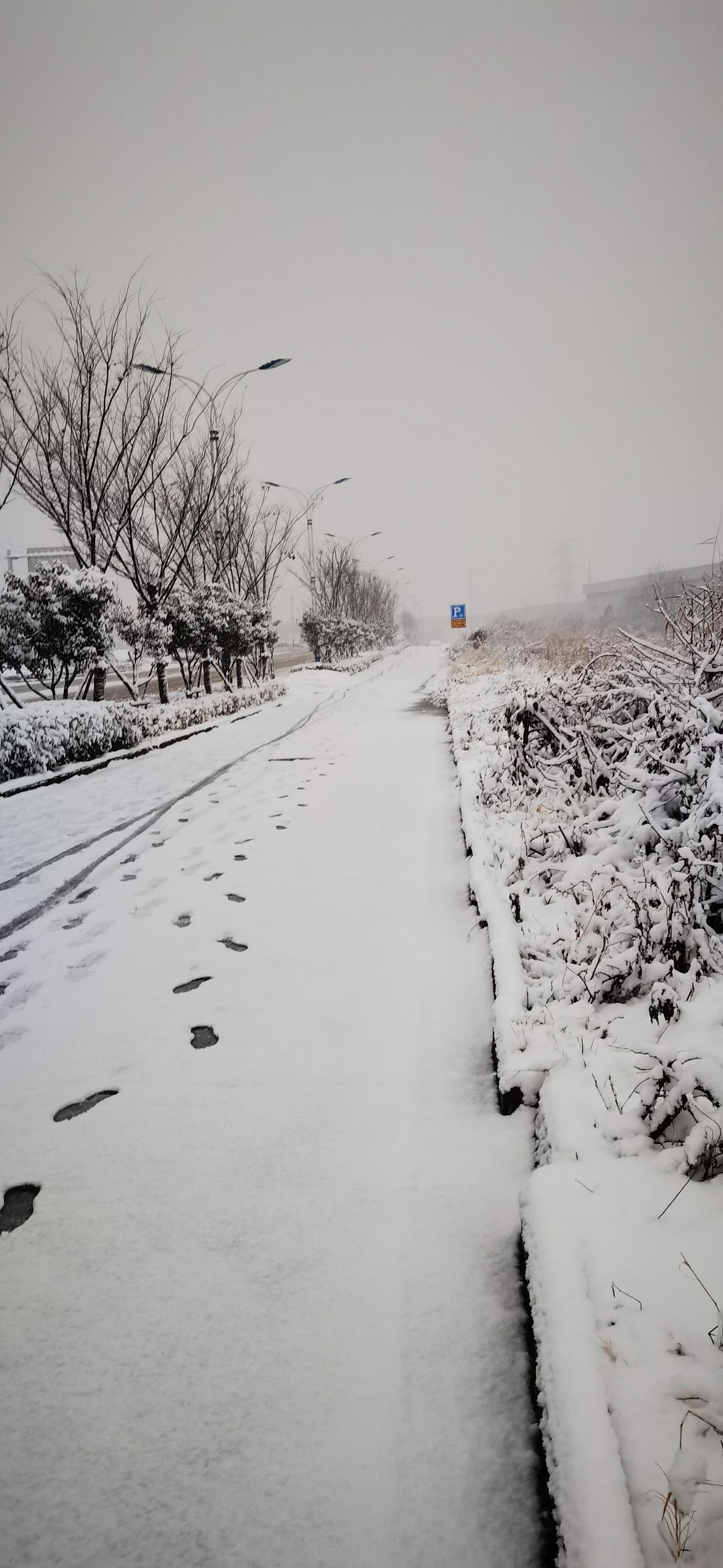 回头想想，那也是一段不错的岁月期待下一个心仪的历程，祝福自己经历历程