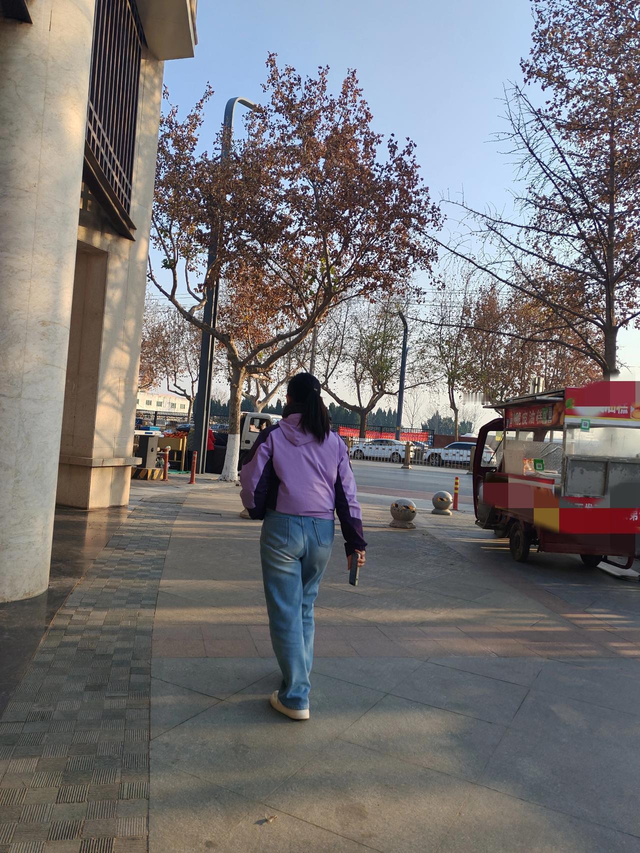 宫女效应已经泛滥了目睹了这件事，我才明白为啥古代大多都让女人呆在家里操持家务，