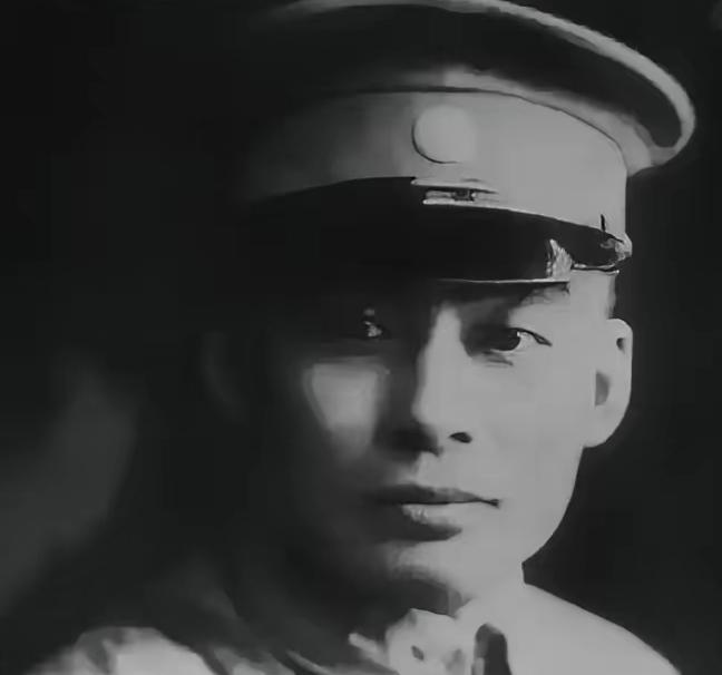 1949年，蒋介石派出一架飞机前往成都，打算将王陵基接到台湾。可是到了约定时间，