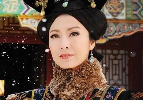 咸丰十一年，也就是1861年，热河行宫里，三十一岁的咸丰帝躺在病榻上，只剩最后一
