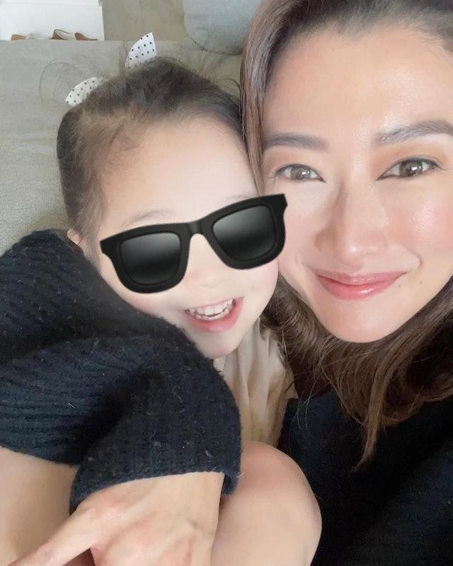 现年42岁的谢婷婷（Jennifer）自2019年突然宣布诞下女儿Sara后就淡